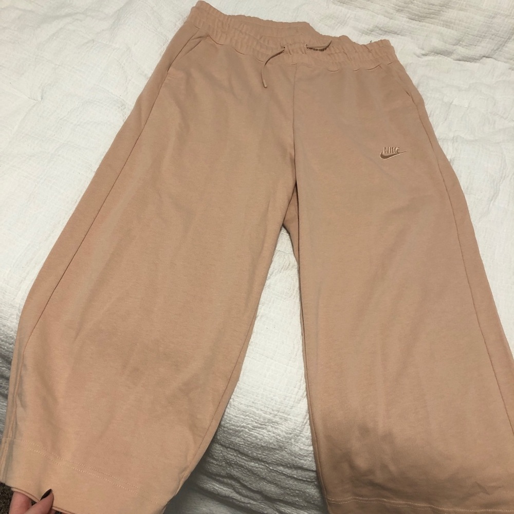 Nike Jersey Capri Pants